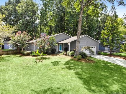 4040 Bon Rea Drive sold home in Cedar Woods, Charlotte, NC
