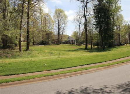 218 Quiet Waters Road