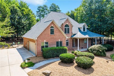 4582 Mariner Lane