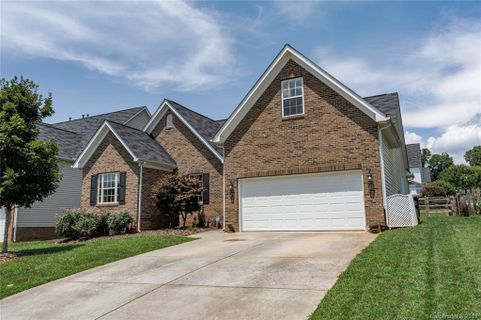 123 History Lane