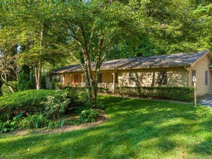 14 Hunters Lane