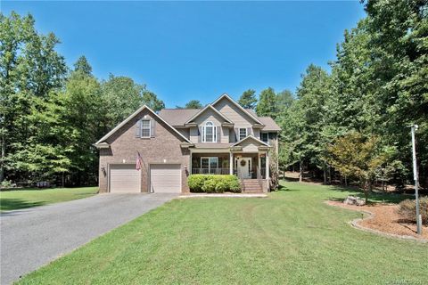 741 Sunridge Drive sold home in Eastridge, Lincolnton, NC