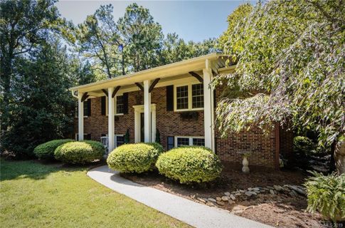 6601 Lynn Avenue sold home in Carmel Hills, Charlotte, NC