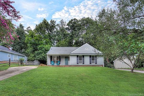 11827 Post Ridge Court sold home in Woodcreek, Charlotte, NC
