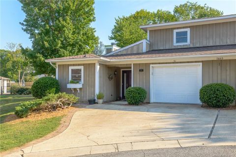 7603 Woods Lane