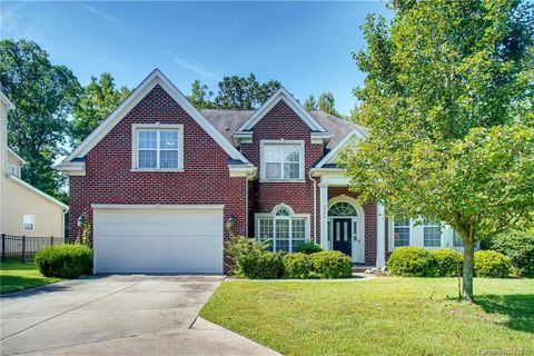 2549 Harlington Lane sold home in Nottingham Estates, Charlotte, NC