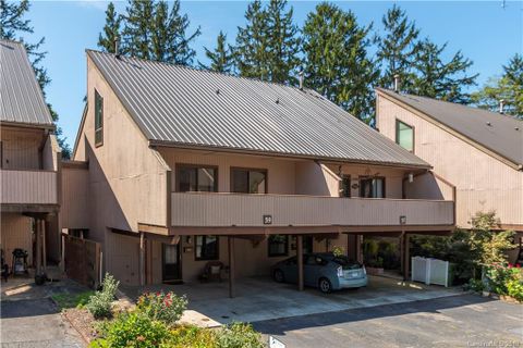 59 Maple Ridge Lane