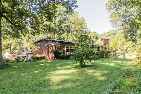 717 2nd Avenue Place sold home in Wilburn Hunsucker Estate, Conover, NC