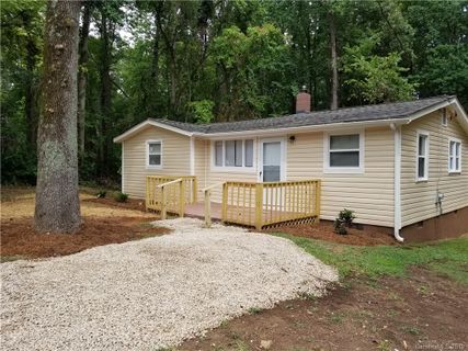 2717 Old Steele Creek Road