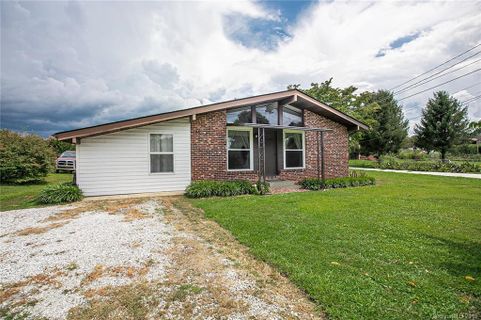 117 Summit Avenue sold home in Jordan Terrace, Brevard, NC