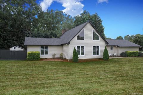 573 Canvasback Road