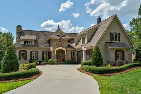 8528 Waxhaw Creek Road sold home in The Farms At Heartwood, Waxhaw, NC