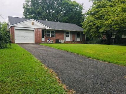 1501 Lynhurst Drive