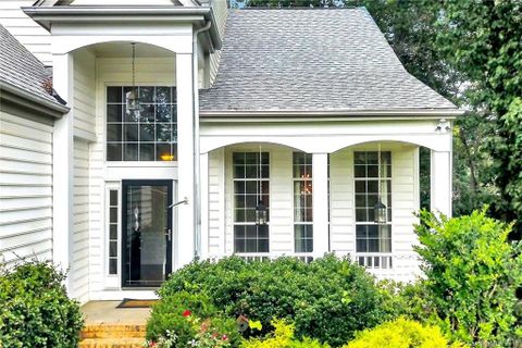 102 Lyman Oak Court