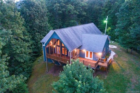 525 Cabin Ridge sold home in Higher Ground Gardens, Cullowhee, NC