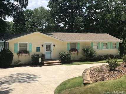 626 Pinehaven Drive