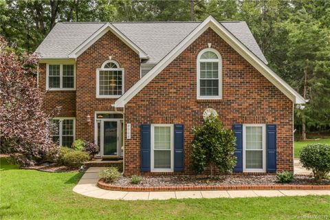 8908 Euston Court