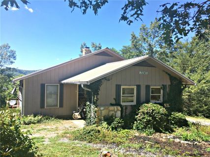 3240 Holly Road