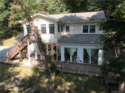 46 Pecan Place