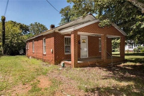 728 21st Street sold home in Sunrise Park, Hickory, NC