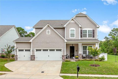 5034 Stonehill Lane
