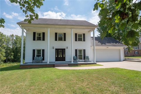 2247 Ellis Road sold home in Grassy Meadows, Shelby, NC