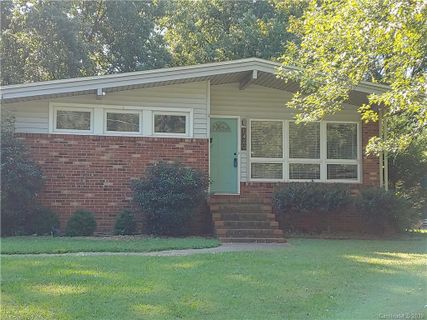 1420 Briarfield Drive