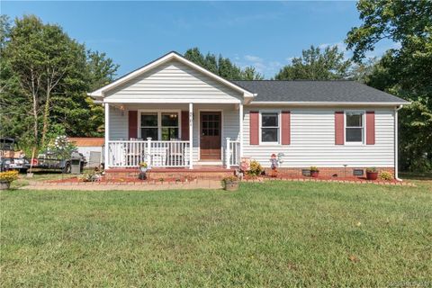3701 Cardinal Hill Lane sold home in Country Acres, Maiden, NC