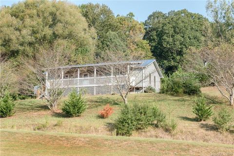 103 Clayton Drive