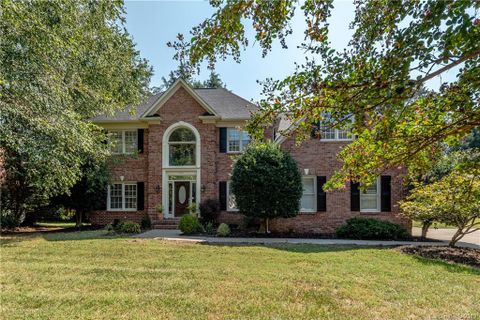 5613 Sunstar Court sold home in Cherokee, Charlotte, NC