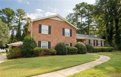 2116 Poinsett Drive