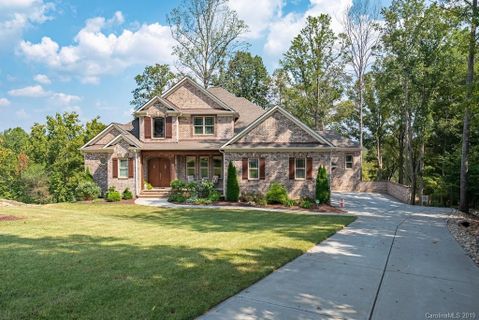 122 Walnut Hill Drive