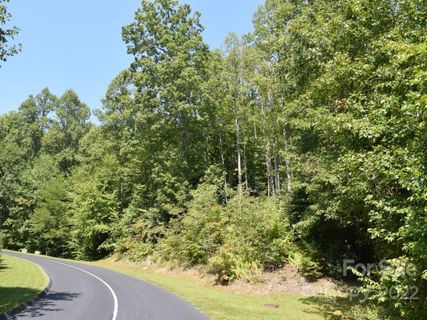 90 Mountain Crest Drive active home in Cummings Cove, Hendersonville, NC