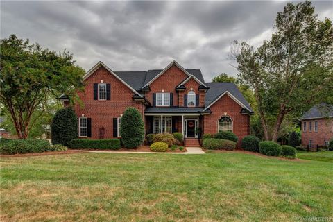 5303 Millstone Court sold home in Graystone Estates, Belmont, NC