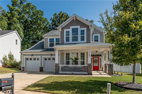 7108 Toxaway Lane