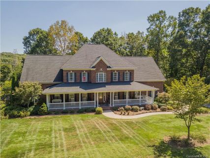 14801 Hickory View Lane