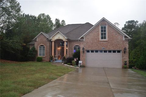 5811 Maxwell Place