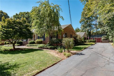 607 2nd Avenue Place sold home in Wilburn Hunsucker Estate, Conover, NC
