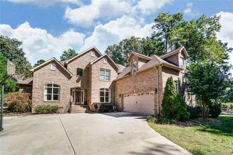 421 Greenbay Road