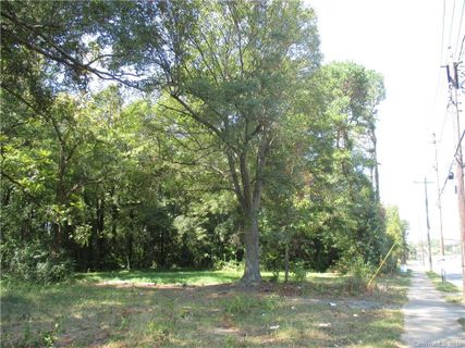 1140 Eastway Drive sold home in Eastway, Charlotte, NC
