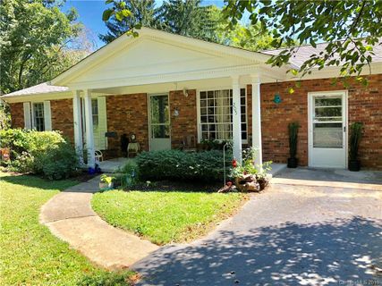 205 Weston Road