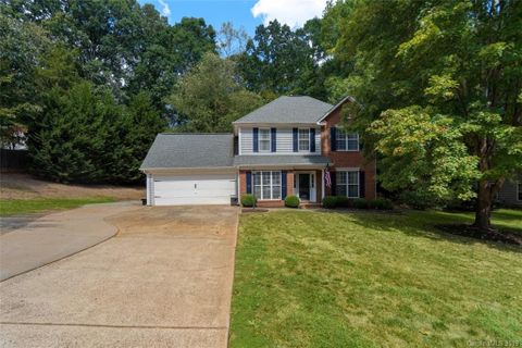 7195 Hunters Bluff Drive