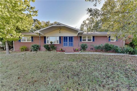 207 Allison Drive