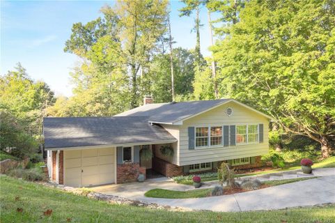 18 Redwood Road