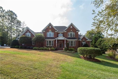 704 Mayfield Court