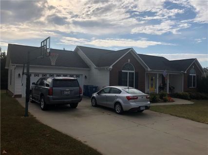 511 E Carpenter Street sold home in Temple Heights, Maiden, NC