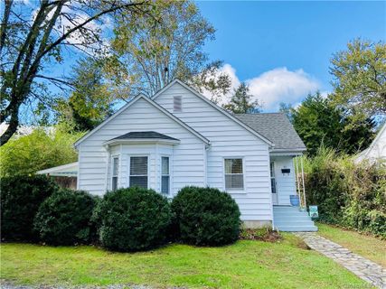 93 Parkview Drive