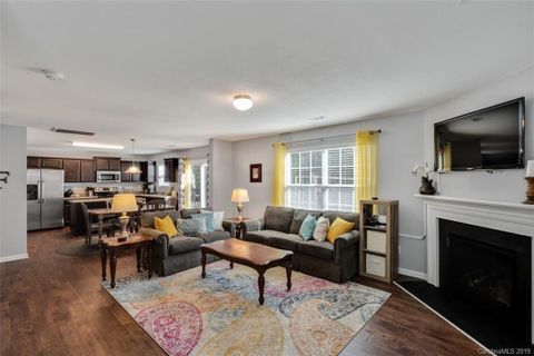 114 Harvest Pointe Drive