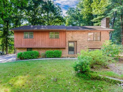 28 Ocala Street sold home in Mountain Heights, Arden, NC