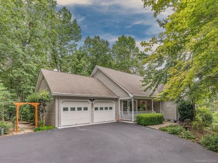 675 Mountain View Drive